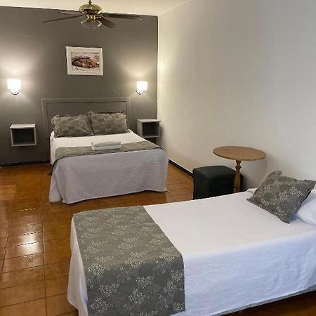 מנדוזה Piazza Suites 3 מראה חיצוני תמונה