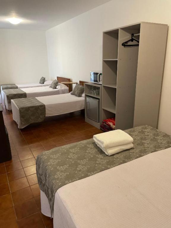 מנדוזה Piazza Suites 3 מראה חיצוני תמונה